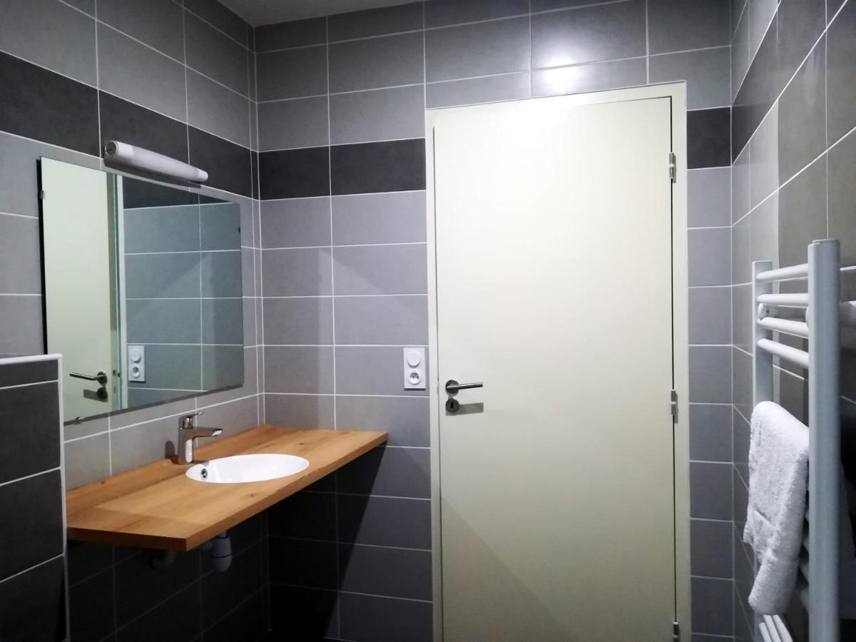 Gite La Maison Des Pelerins Villeneuve-dʼAveyron Zewnętrze zdjęcie