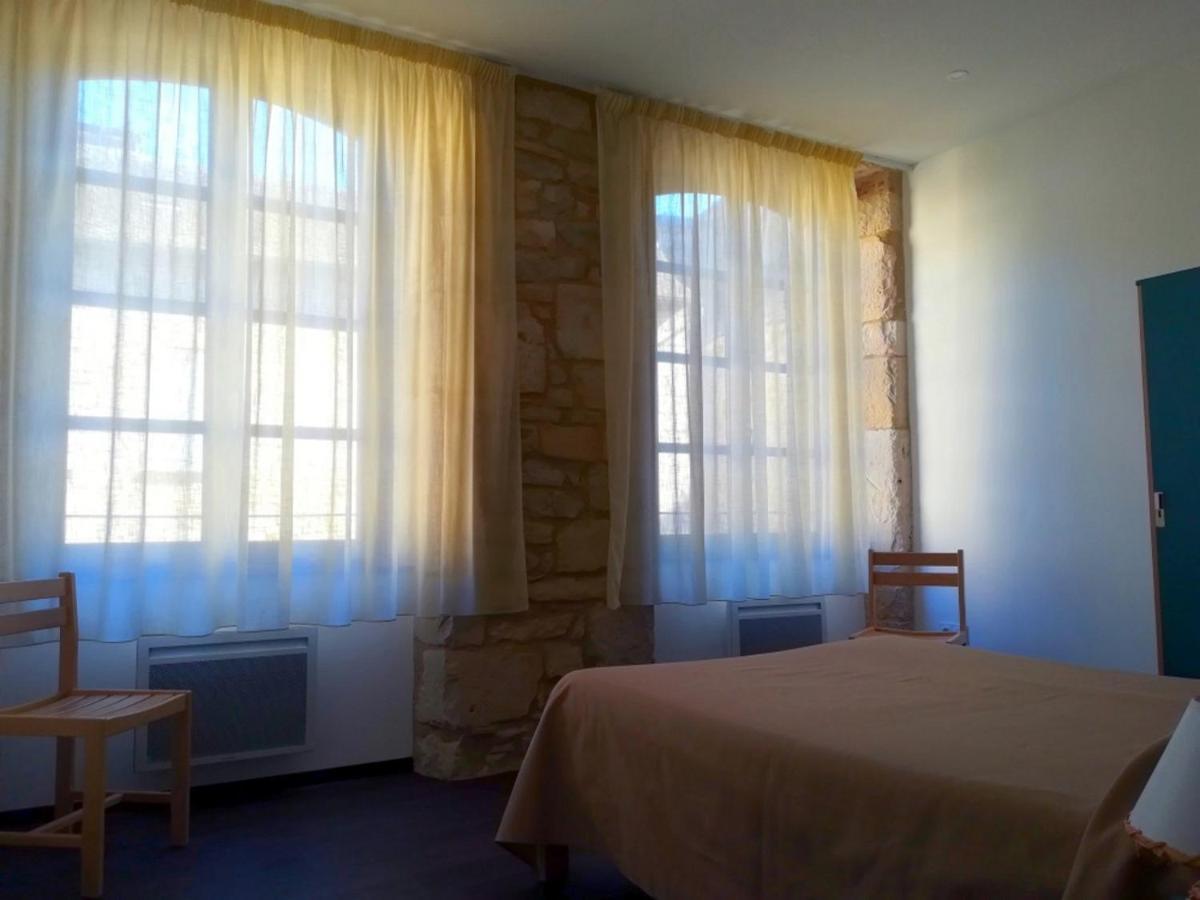 Gite La Maison Des Pelerins Villeneuve-dʼAveyron Zewnętrze zdjęcie