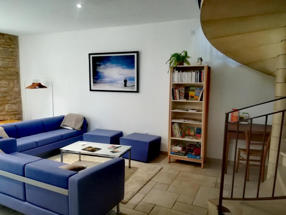 Gite La Maison Des Pelerins Villeneuve-dʼAveyron Zewnętrze zdjęcie