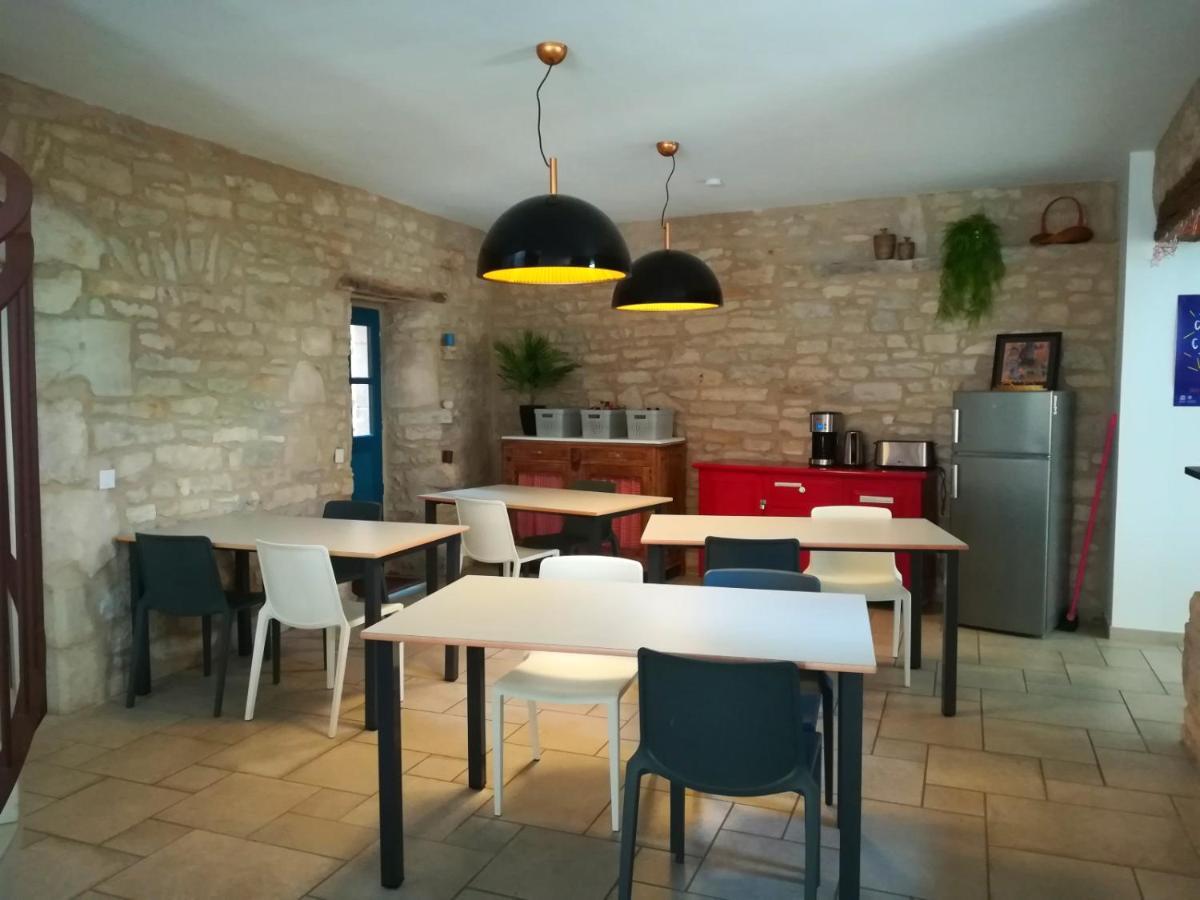 Gite La Maison Des Pelerins Villeneuve-dʼAveyron Zewnętrze zdjęcie